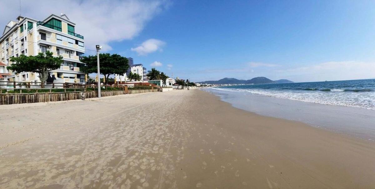 Apartamento Ingleses Villa Do Mar ฟลอเรียนอโปลิส ภายนอก รูปภาพ